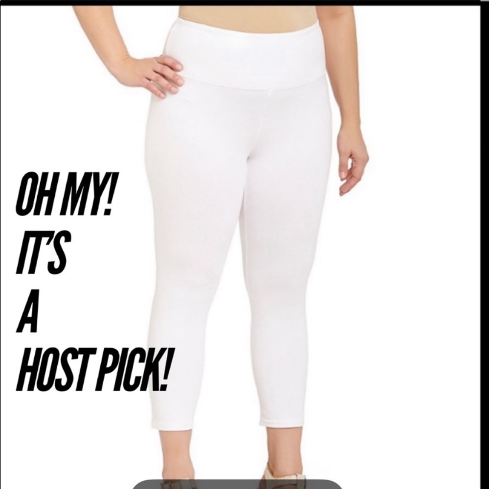 20. Intro The Fit Rose Fringe Capri in White